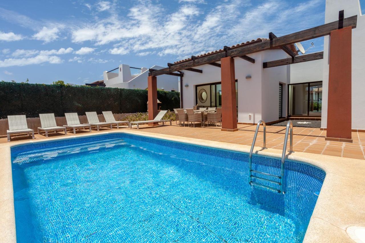 Villa Zafiro 13 Golf Private Pool Caleta De Fuste By Holidays Home エクステリア 写真